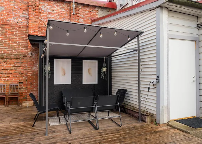 Old Town With Patio Korter Parnu