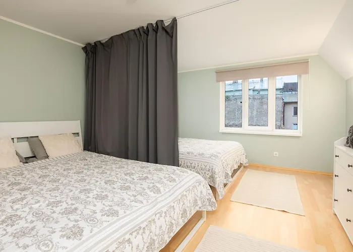 Old Town With Patio Apartman